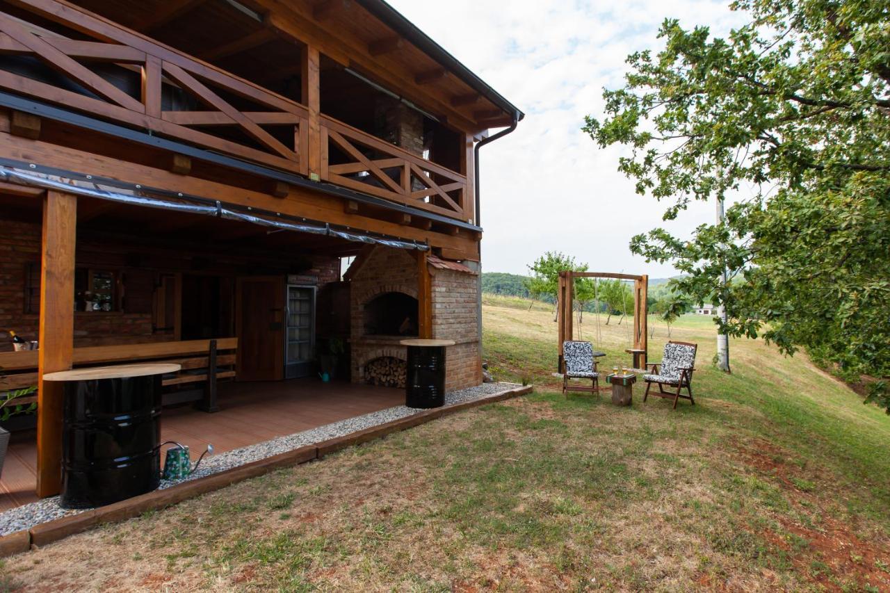 Kuca Za Odmor Avantura Vukovo Brdo Exterior photo